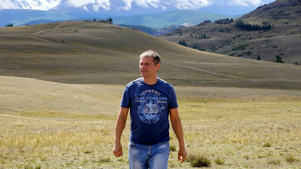 Мнуши и мужчины, Алексей Шкипер