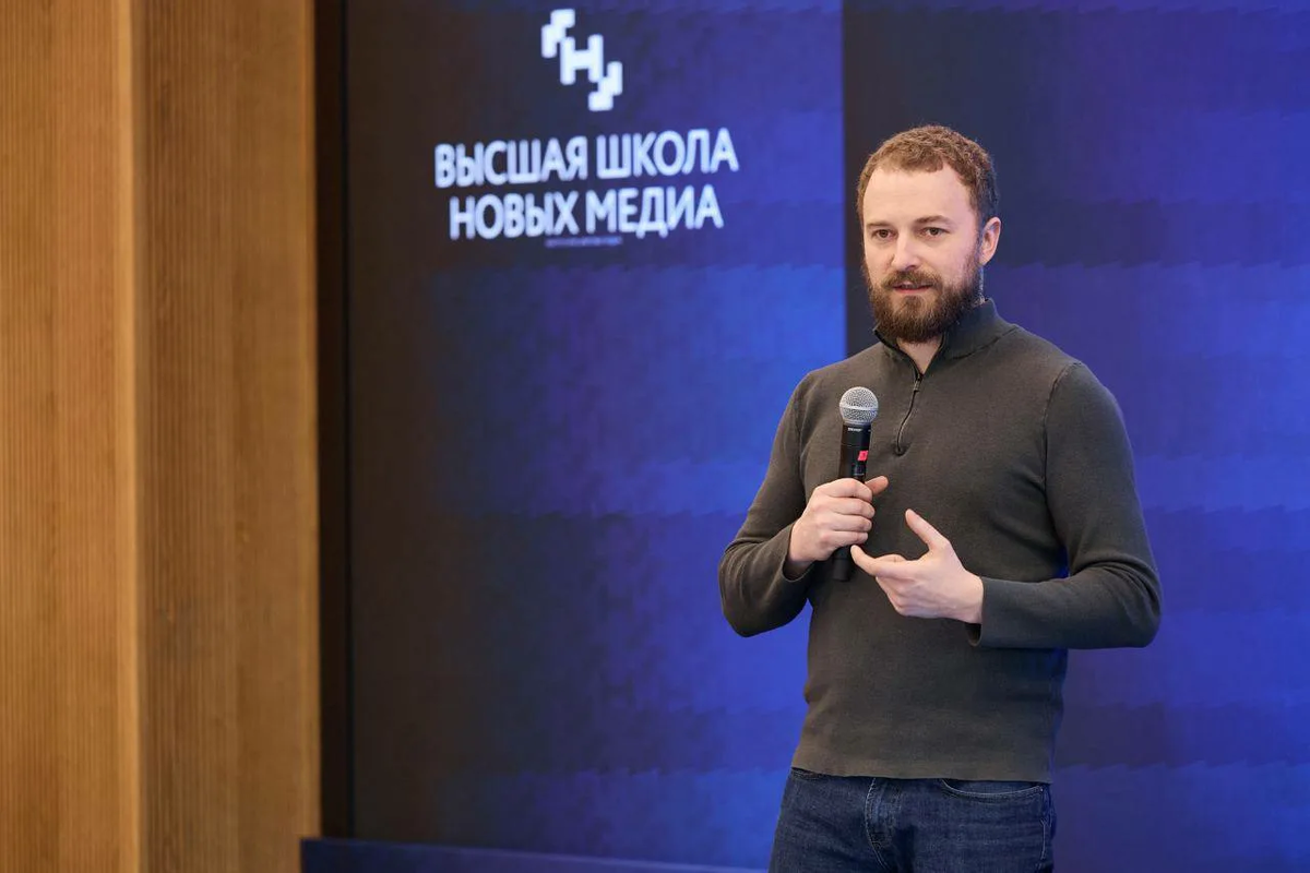 Михаил Канавцев