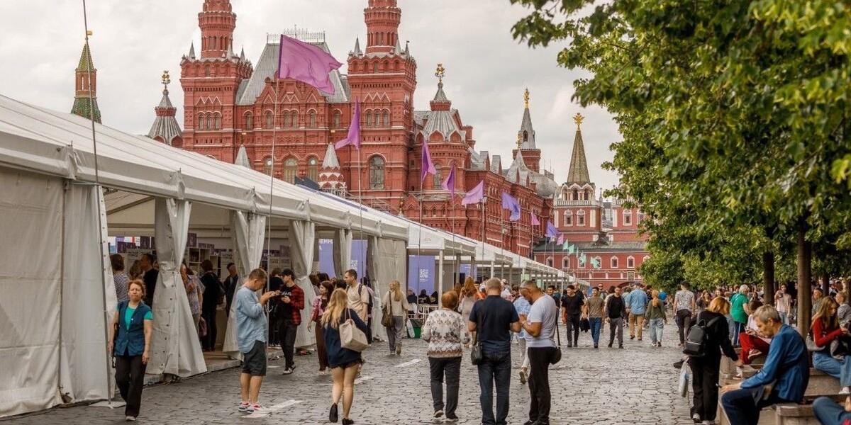 XII Книжный фестиваль «Красная площадь» — главное литературное событие 2026 года. Источник: vk.com/redfestival📷
