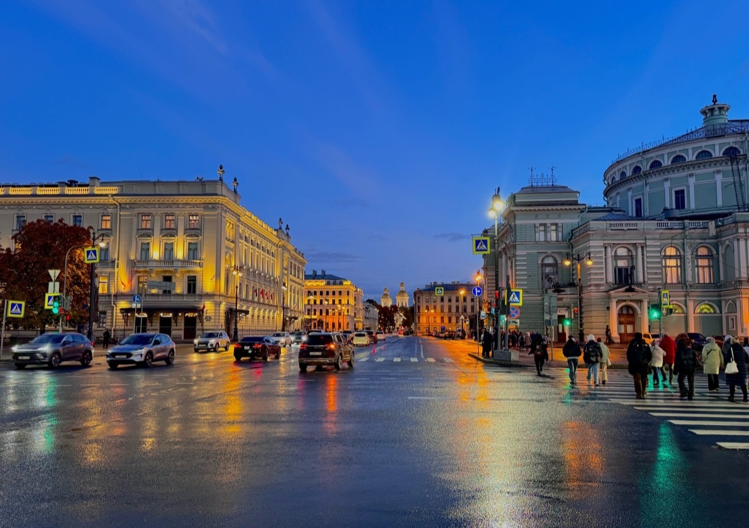 Театральная площадь Санкт-Петербург