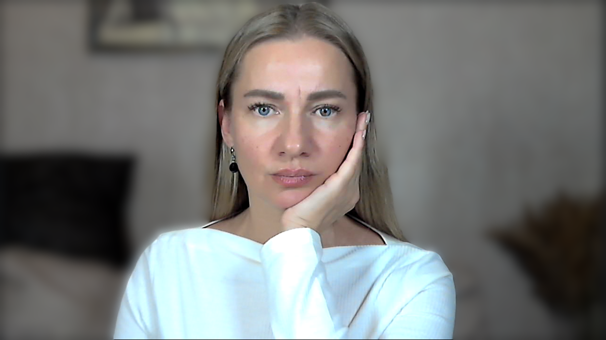На фото автор Дзен-канала, Ирина Князева, карьерный консультант №1 по мнению ведущего отраслевого сервиса HRTIME