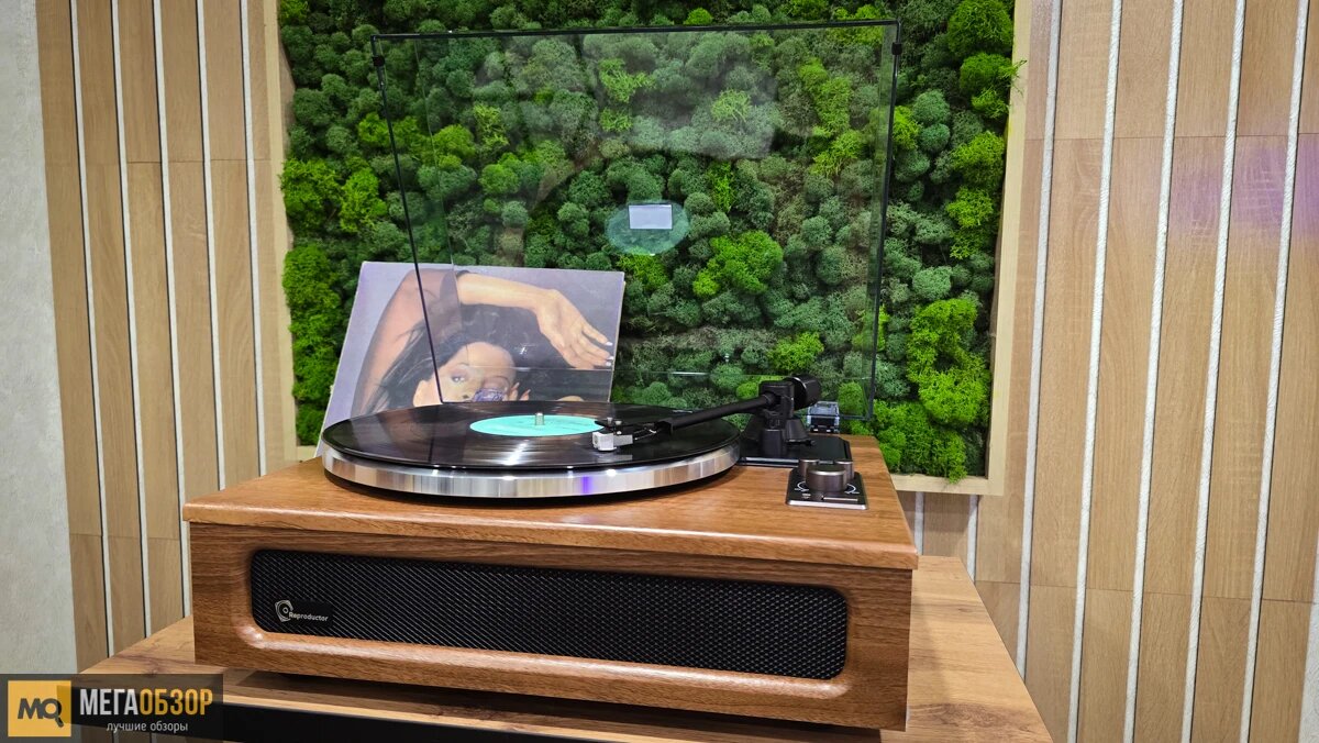    Обзор Reproductor RP-410. Виниловый проигрыватель с масштабным и живым звуком MegaObzor.com