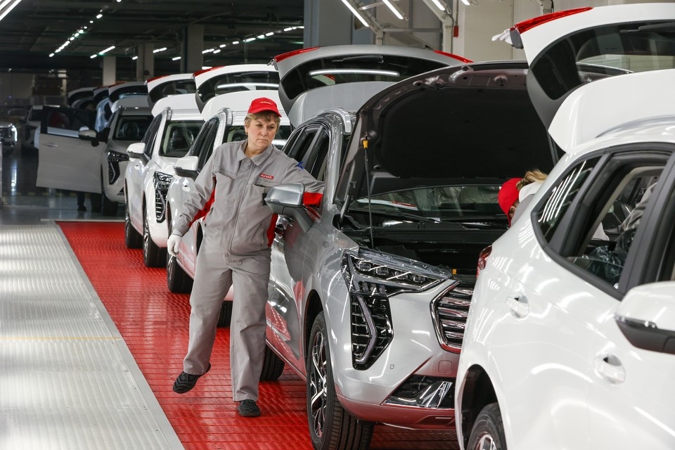    Сборка автомобилей Haval на заводе в Тульской области. Фото: Александр Рюмин/ТАСС