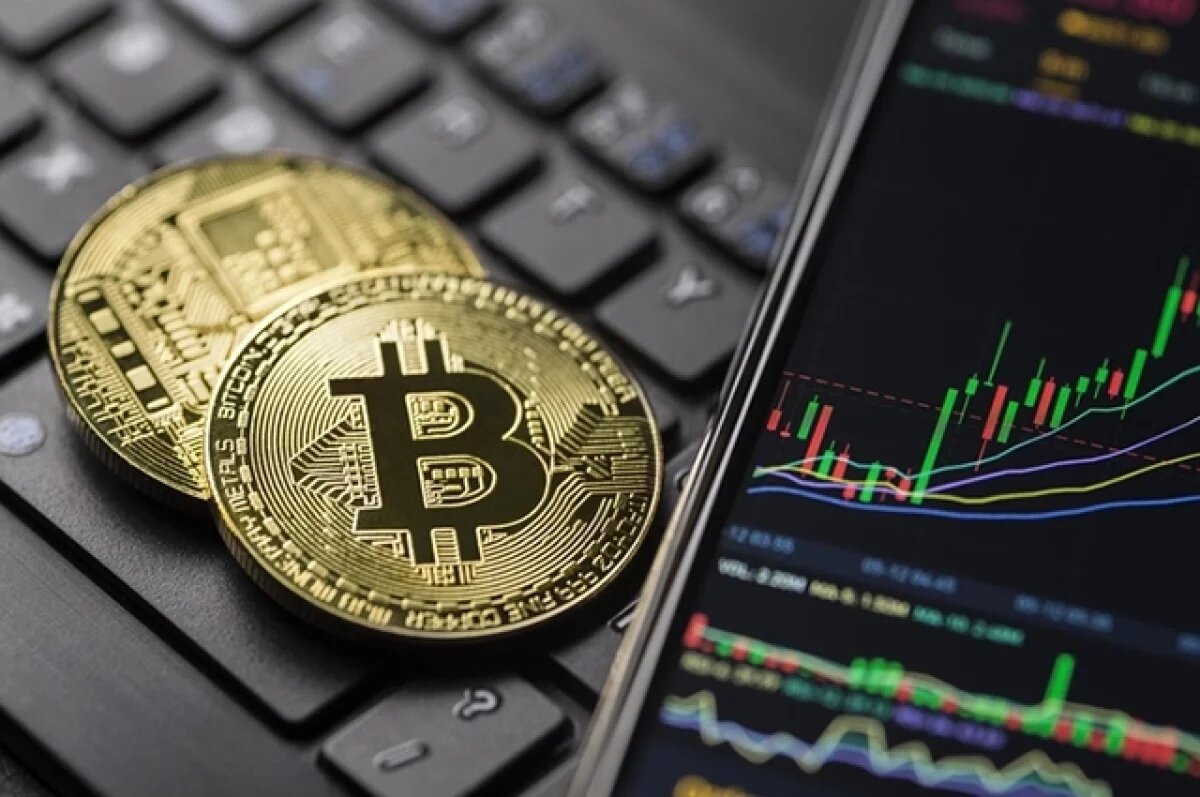    Стоимость биткоина опустилась ниже 62 тысяч долларов