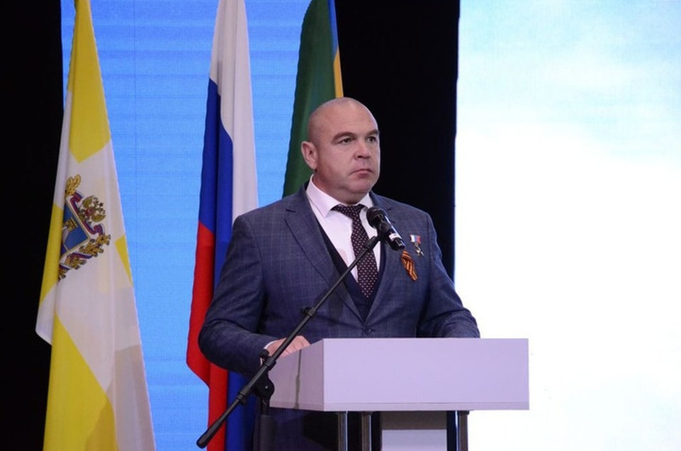    Отставку мэра Невинномысска официально принял губернатор. Фото: администрация Невинномысска