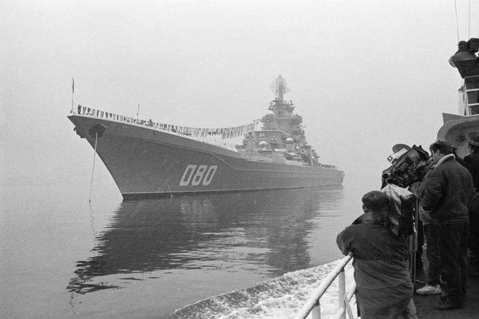 Обложка © Фотохроника ТАСС/Степаненко А.