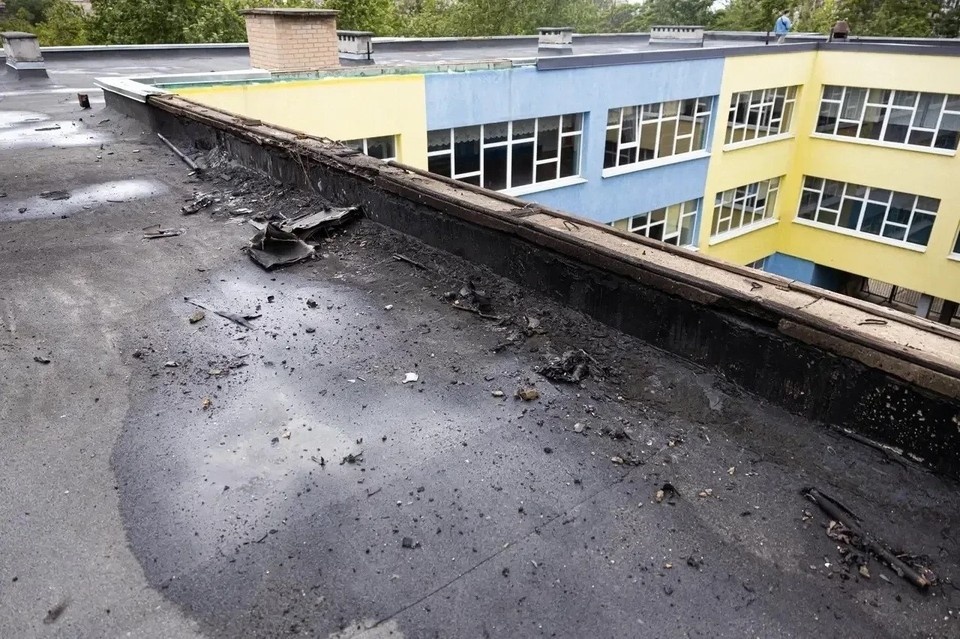    ВСУ ударили по школе в Мелитополе. Фото: Соцсети Евгения Балицкого