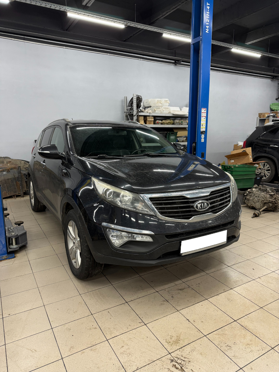 Автомобиль Kia Sportage 2010 года выпуска у нас в цеху