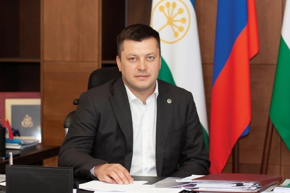    Мера пресечения не позволяет Мавлиеву пользоваться телефоном и интернетом.