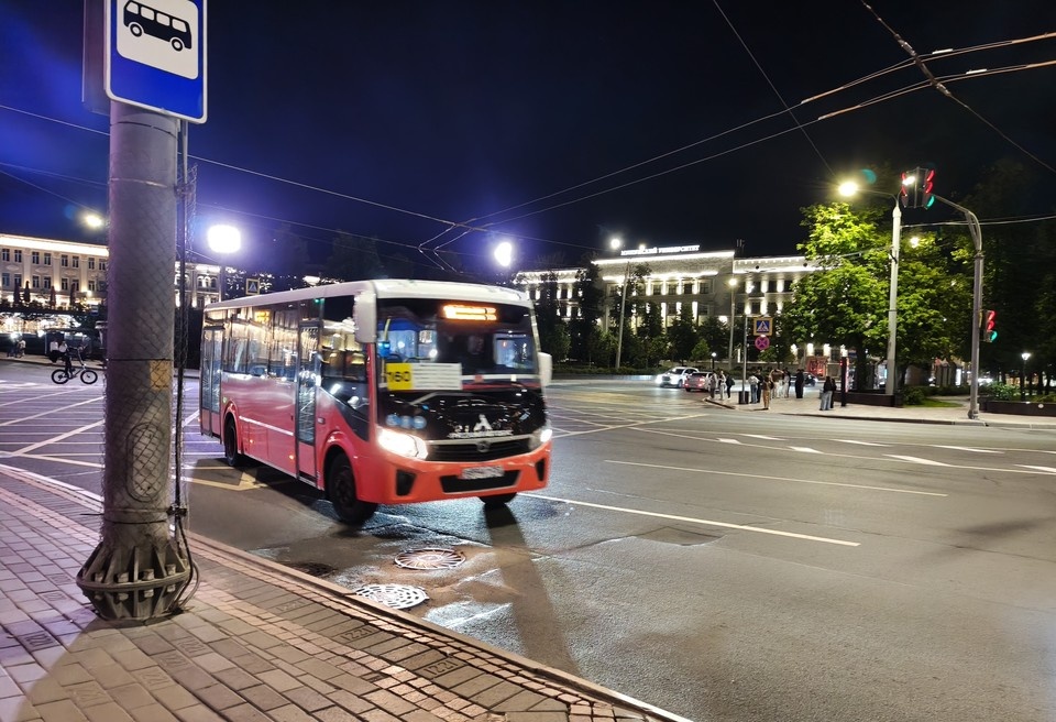    "Комсомолка" протестировала ночные автобусы в Нижнем Новгороде. Екатерина МАРКЕЛОВА