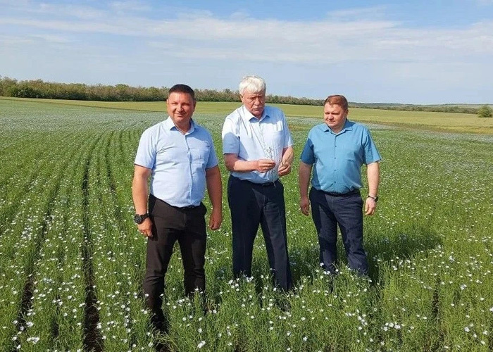 В Миллеровском районе Вячеслав Василенко оценил готовность ООО «Агродон» к уборочной кампании