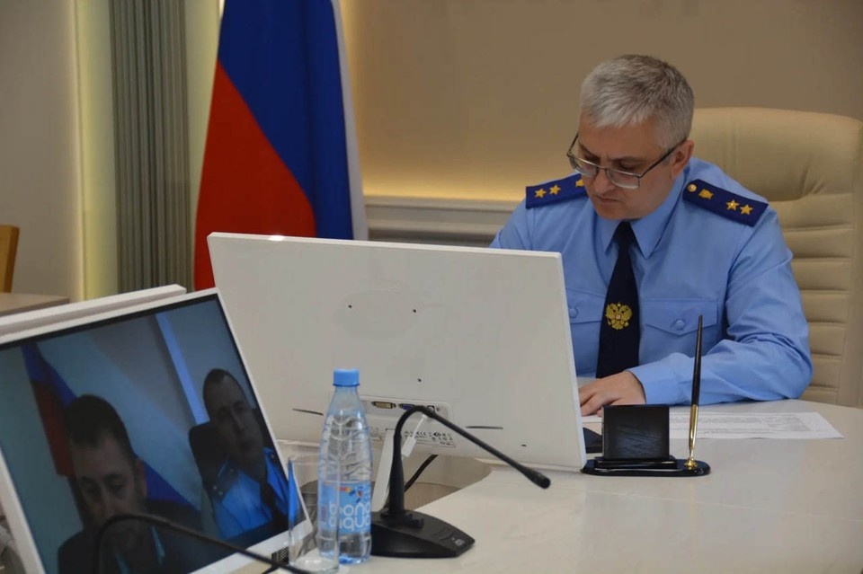    Прием граждан состоялся в режиме видео-конконференц-связи, объединив 12 человек. Фото: прокуратура Оренбургской области