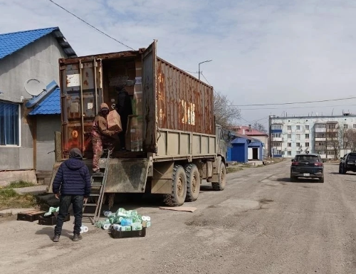 Вскоре местным жителям станет интересно зайти в магазин / фото: канал Палана Камчатский край в Мах