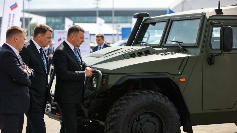 Комбат Б на ПМЭФ