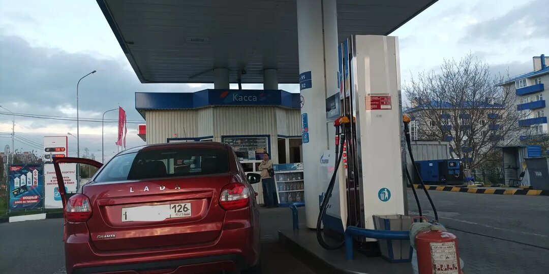 В Ставрополе на некоторых автозаправках возник дефицит топлива