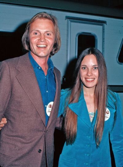 Jon Voight and  Marcheline Bertrand