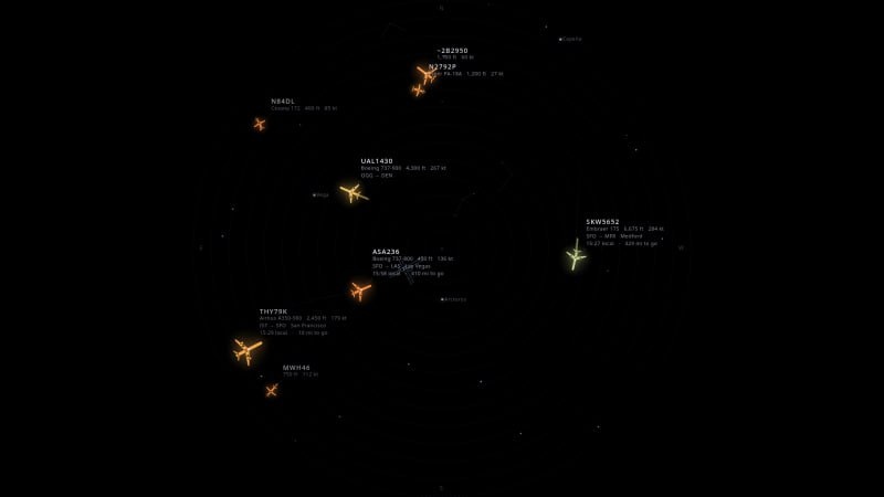 Разработчик сделал потолок прозрачным с помощью ADS-B