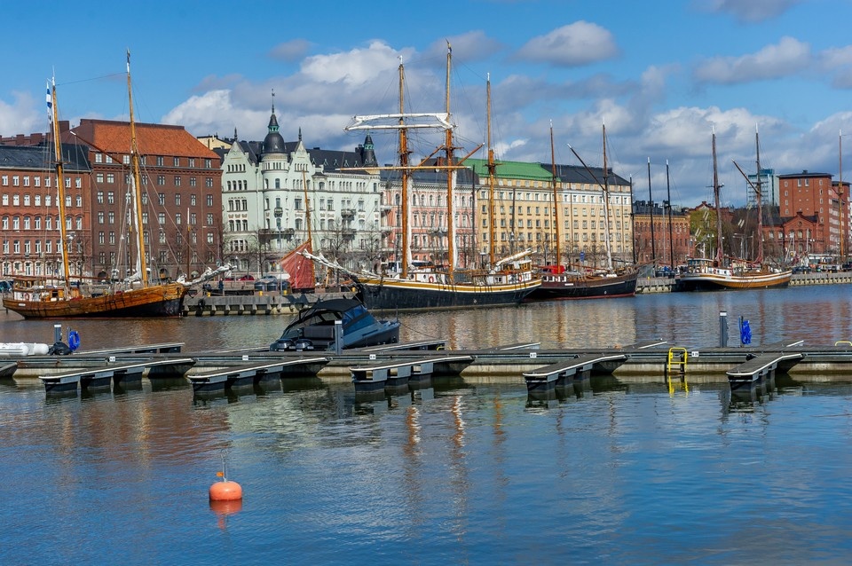    В этом петербуржцы снова не смогут посетить Финляндию. Олег ЗОЛОТО