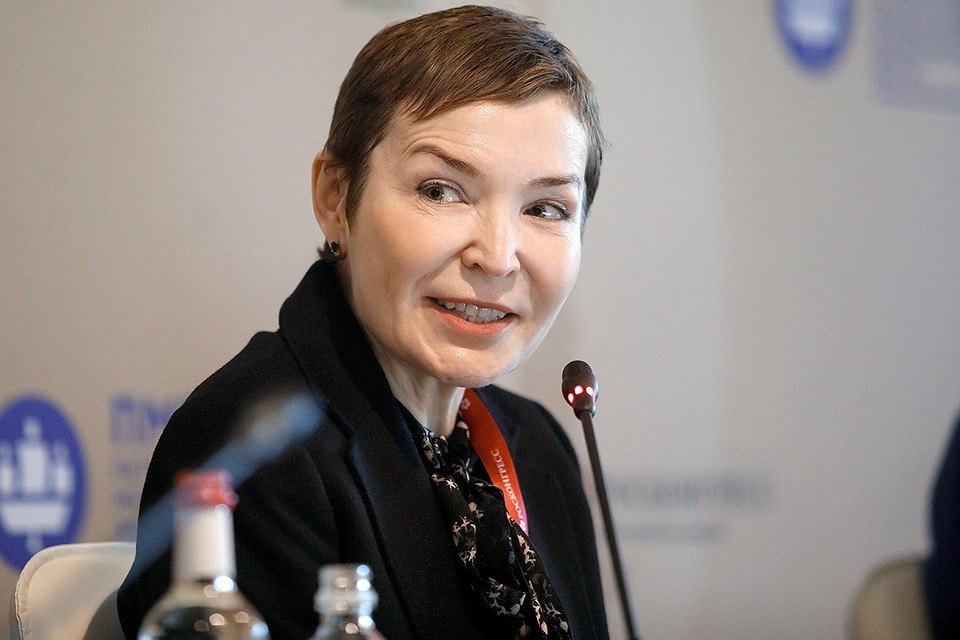    Ректор Высшей школы организации и управления здравоохранением Гузель Улумбекова. Фото: Валентин Егоршин / РОСКОНГРЕСС