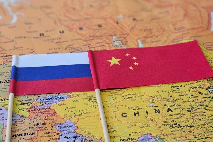 Обложка © Shutterstock / FOTODOM / NMK-Studio