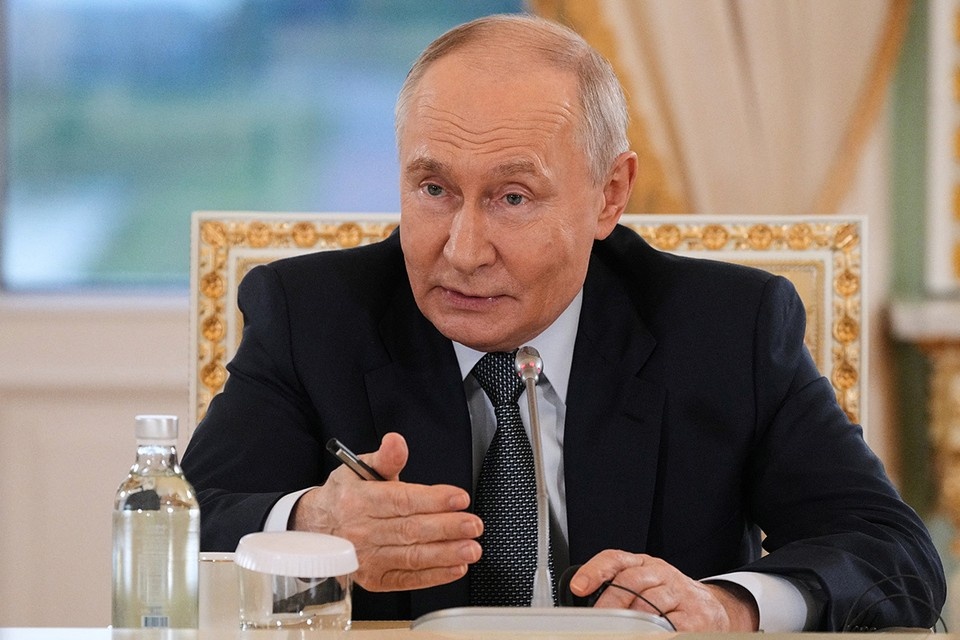    Путин: Мы найдем тех, кто подпишет мир с Украиной REUTERS