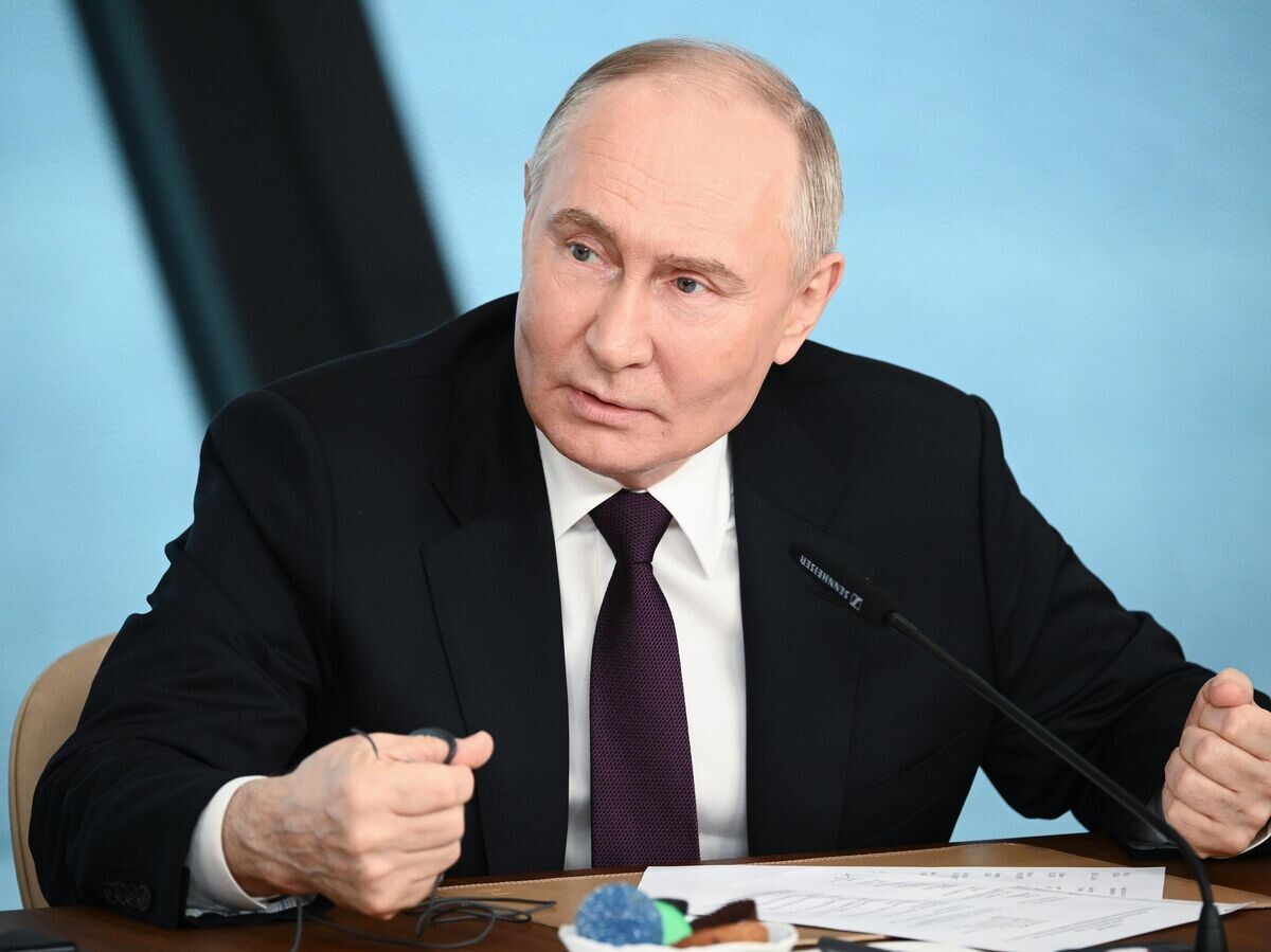    Президент РФ Владимир Путин проводит встречу с руководителями международных информационных агентств | © РИА Новости / POOL