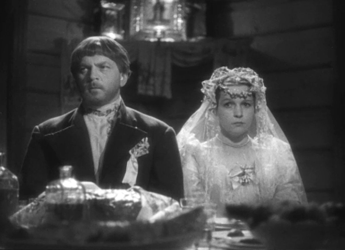 Кадр из кинофильма "Дело Артамоновых", 1941 г., режиссер Григорий Рошаль, сценарист Сергей Ермолинский, композитор Мариан Коваль (скриншот)