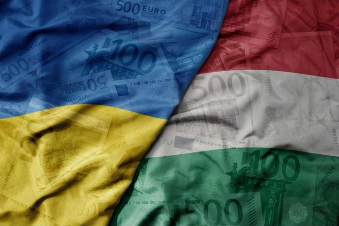 Обложка © Shutterstock / FOTODOM / esfera