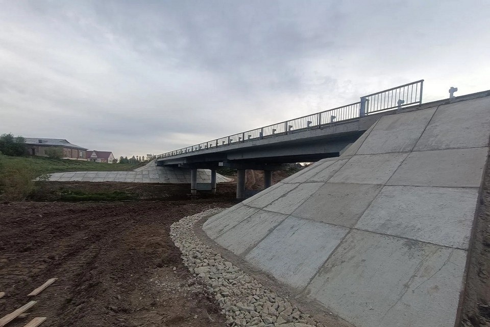    До начала ремонта эксперты нашли на мосту выщелачивание бетона. Фото: ТУАД Новосибирской области