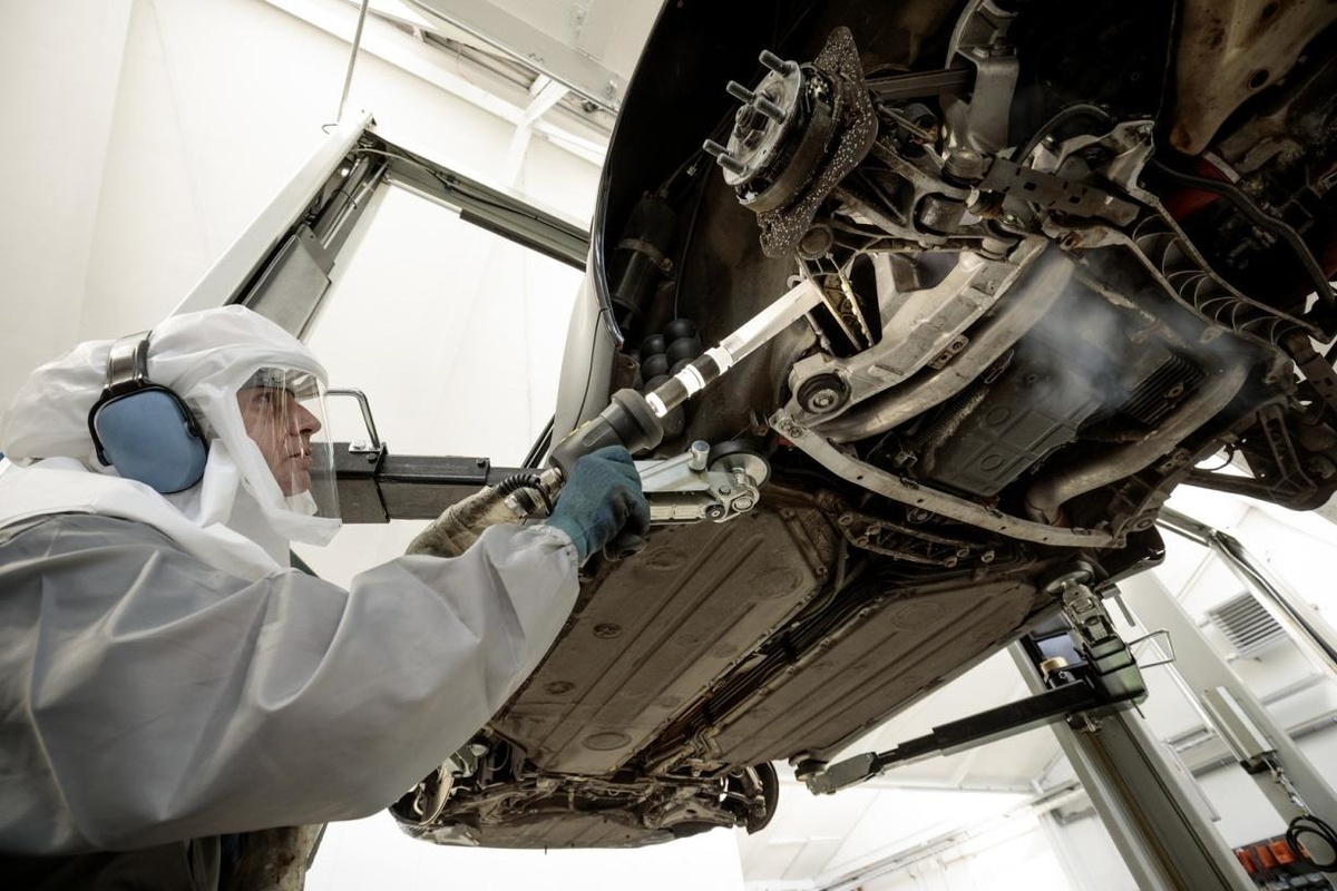 Источник изображения: https://chelb.ka-russia.ru/apparat-dlja-chistki-suxim-ldom-karcher-ib-15-120