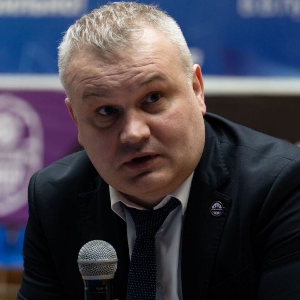    Будет битва… В новом сезоне Суперлиги Александр Герасимов приедет в Барнаул на «сибирское дерби» в качестве наставника БК «Новосибирск»