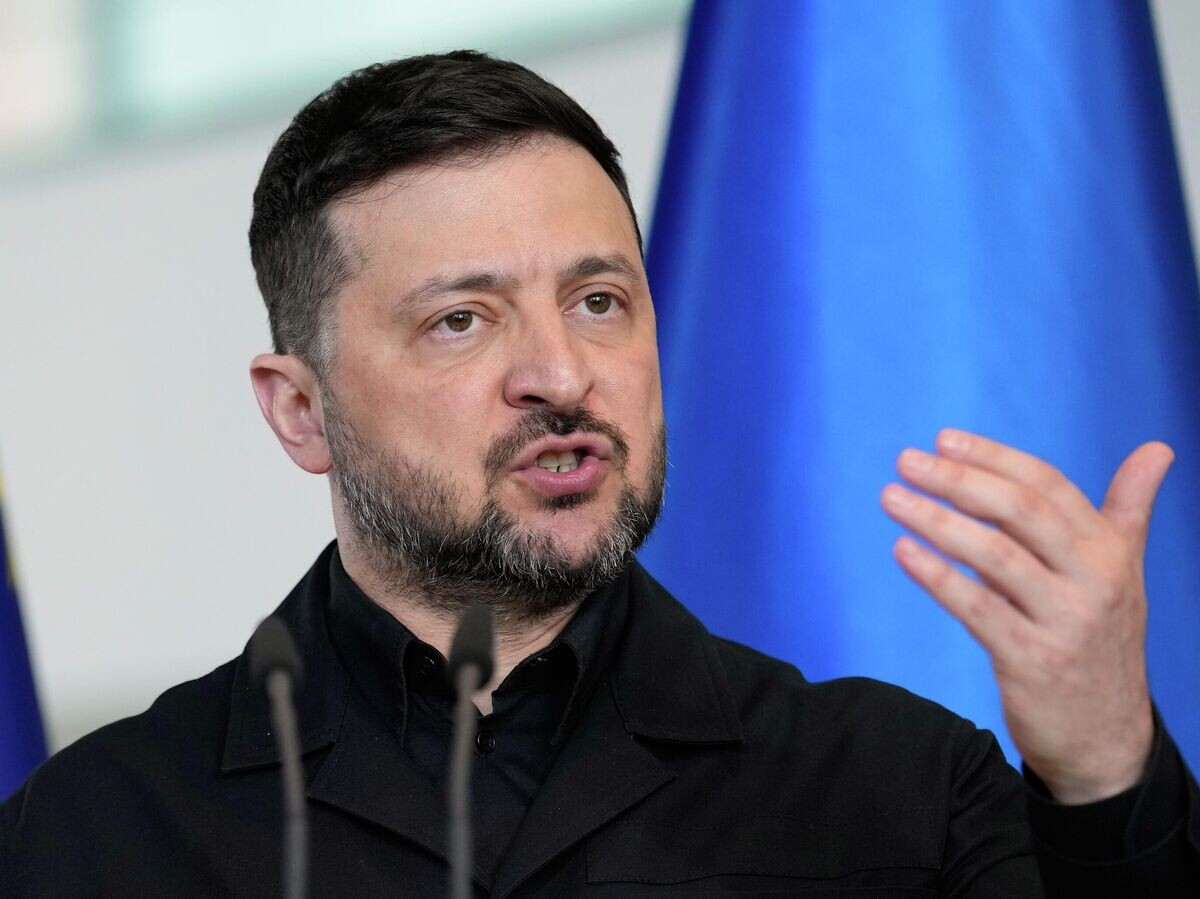    Владимир Зеленский во время пресс-конференции в Берлине | © AP Photo / Ebrahim Noroozi
