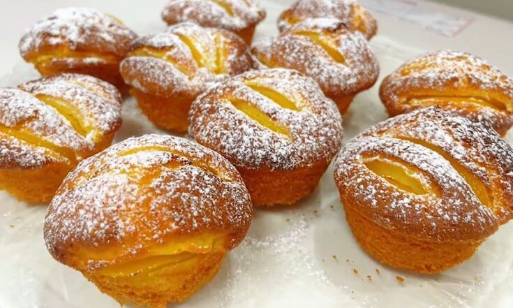 Кексы с персиками