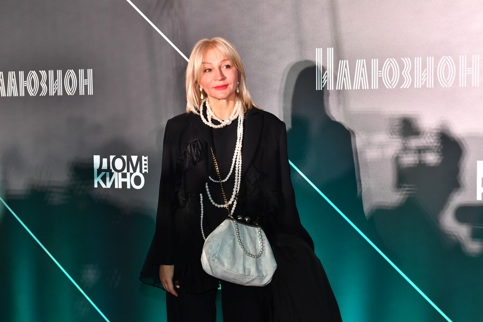    Анна Якунина Иван МАКЕЕВ