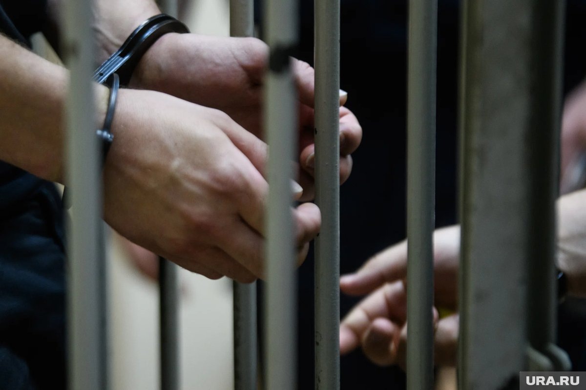     СК отправил в суд дело отца и дочери, продававших детскую порнографию