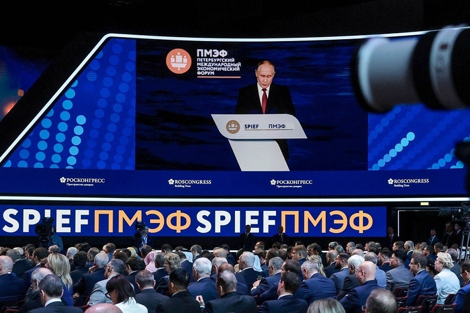    Путин: зарплаты в России выросли более чем на 30% за пять лет Фото: Владимир Смирнов/ТАСС