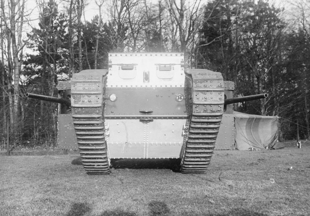 Mother, первый полноценный танк, прародитель Tank Mark I.