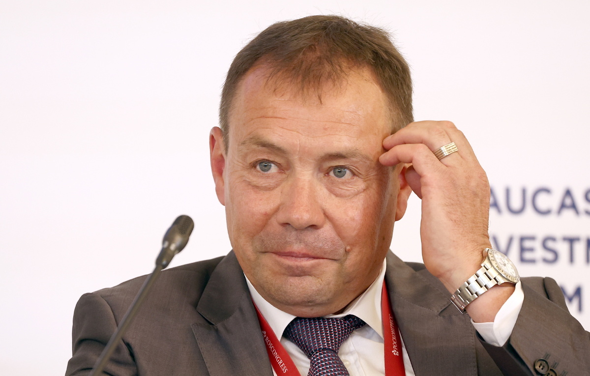    Первый вице-президент Федерации велосипедного спорта России Вячеслав Екимов  Сергей Булкин/ТАСС