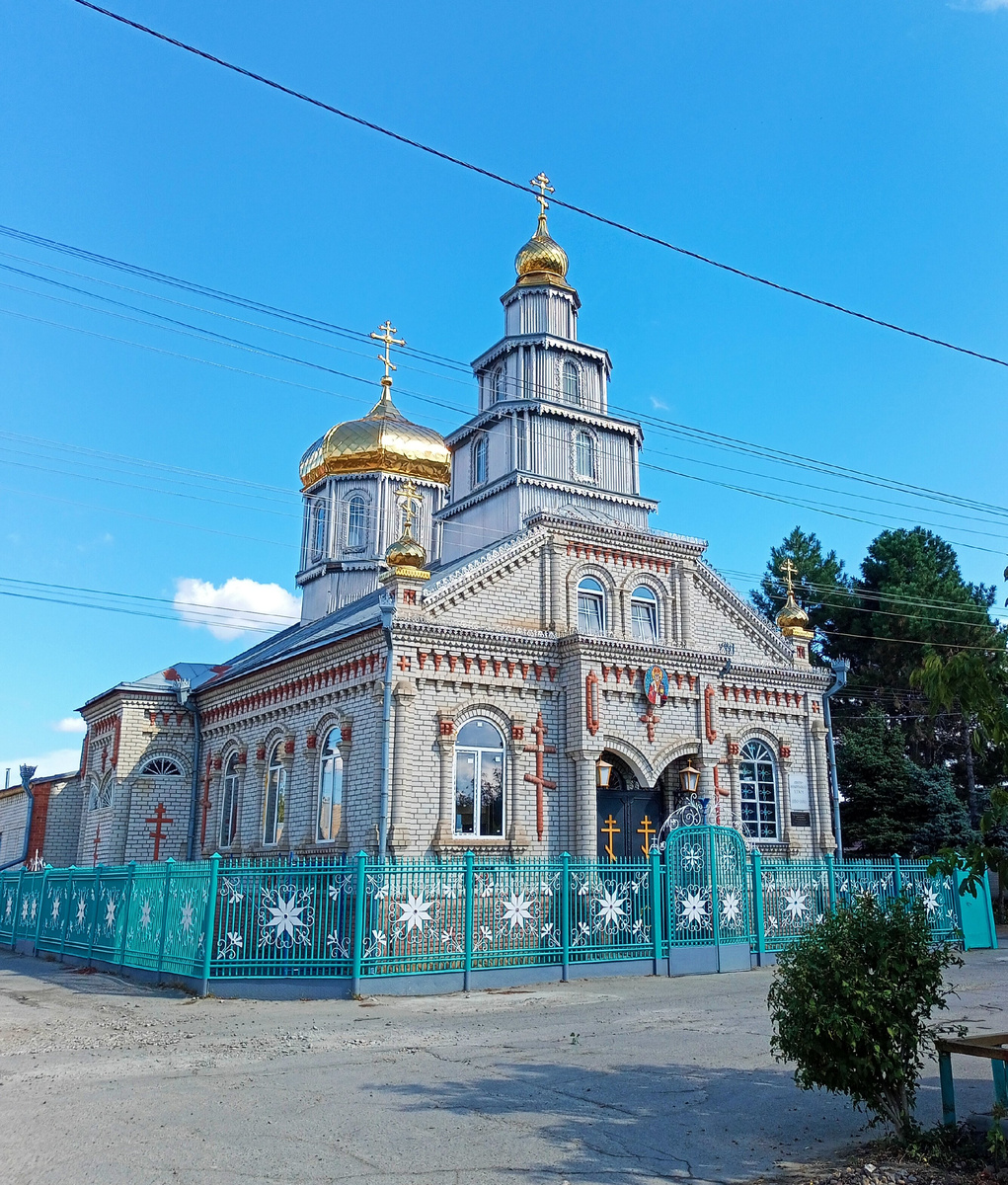 Фото не моё. Я его сегодня не фоткала, а искать старые в телефоне слишком долго. Уж, простите...