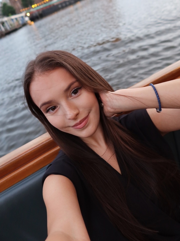 Анна Щербакова