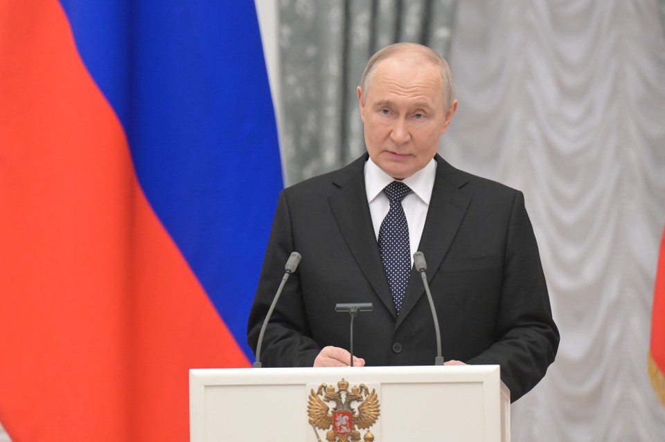    Путин рассказал на ПМЭФ-26, что удар БПЛА пришелся по Угольной гавани. Михаил ФРОЛОВ