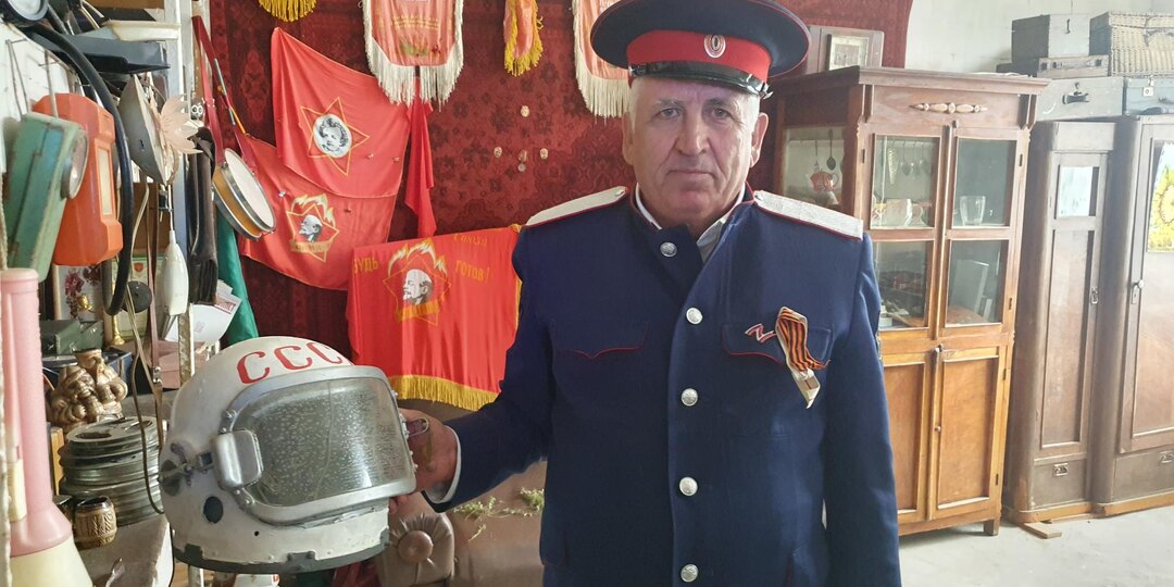 Шлем Терешковой, ложка-ровесница Ленина и 800-летнее зеркало: сокровища необычного музея волгоградской глубинки