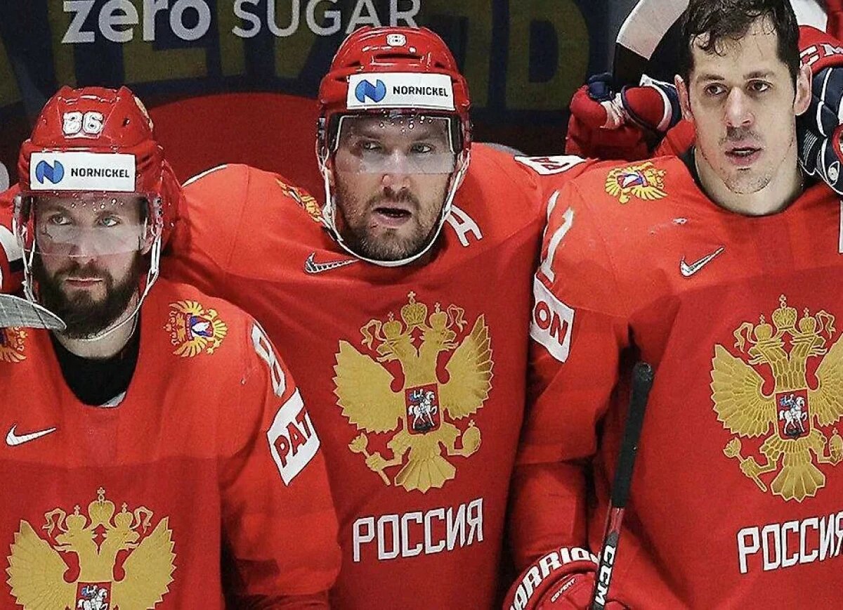     Hockey Feed о шагах к возвращению российских хоккеистов на турниры: настроения изменились
