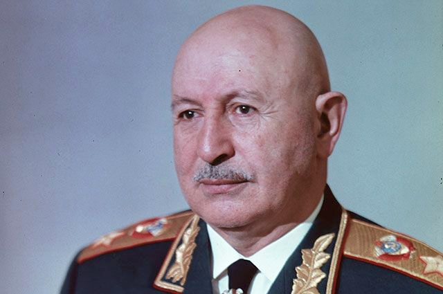 От полковника до командующего фронтом: маршал Баграмян о военном таланте Сталина, который многие отрицают