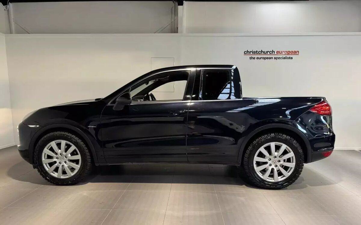 Porsche Cayenne превратили в пикап и выставили на продажу: как он выглядит?В Новой Зеландии продают пикап на базе Porsche Cayenne за 2,1 млн рублей
📷
📷
📷
📷
📷
📷
