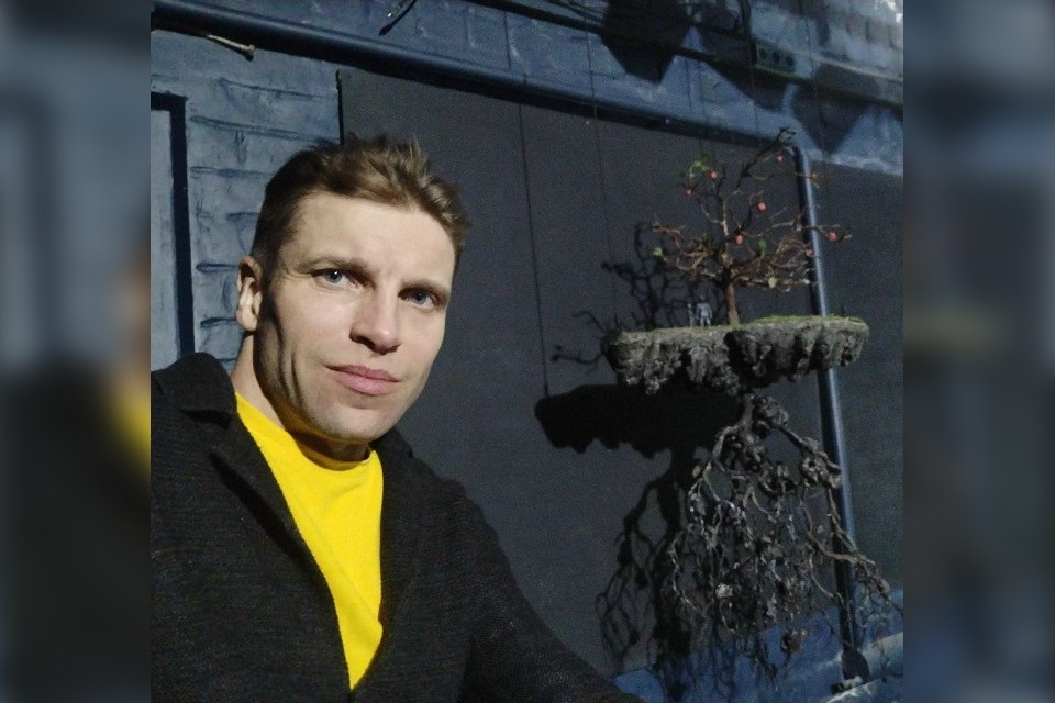    Алексей Зюзин поставил в ТЮЗе спектакль «Посадить дерево». Фото: Из архива Сергея Зюзина