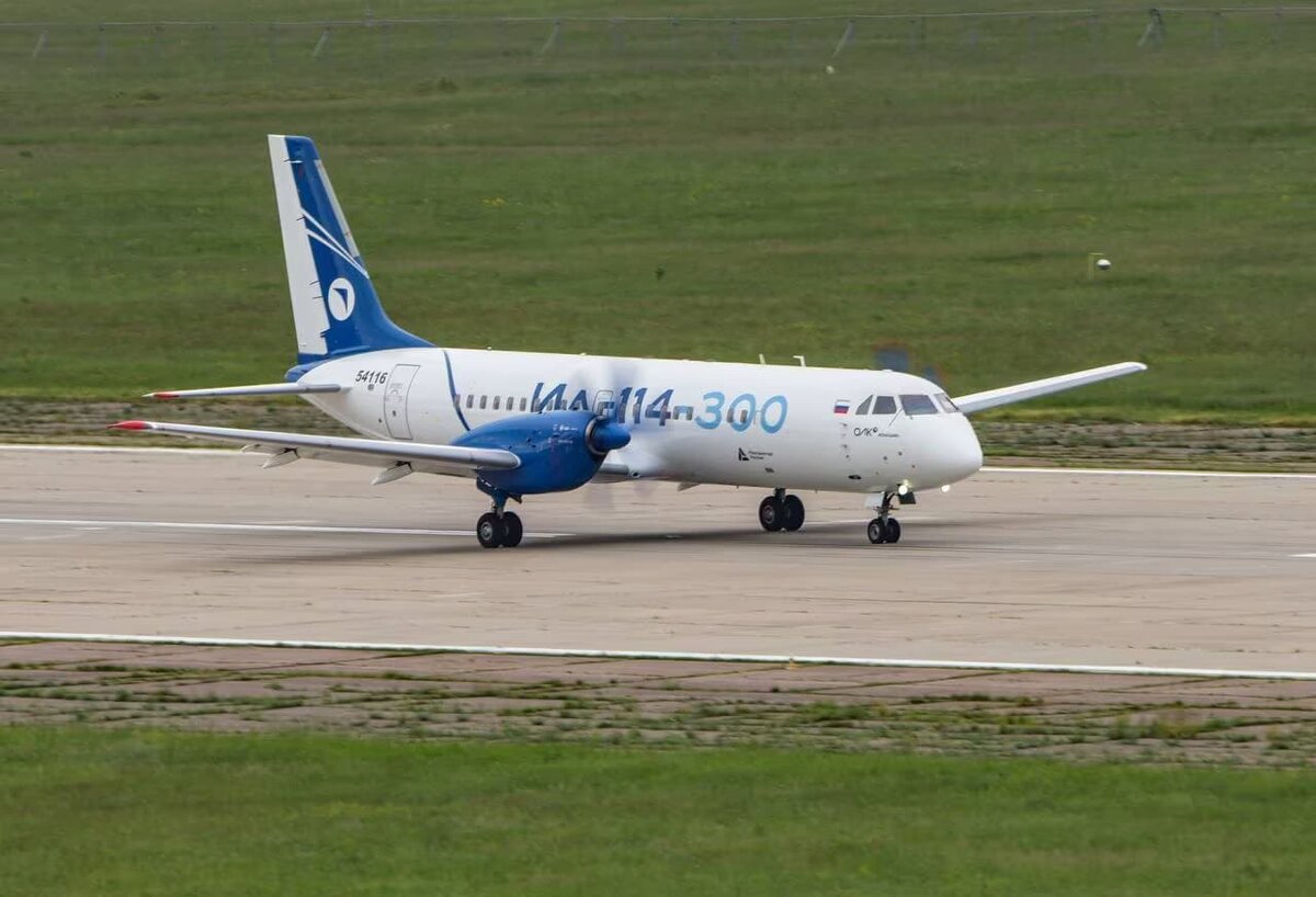    Ил-114-300