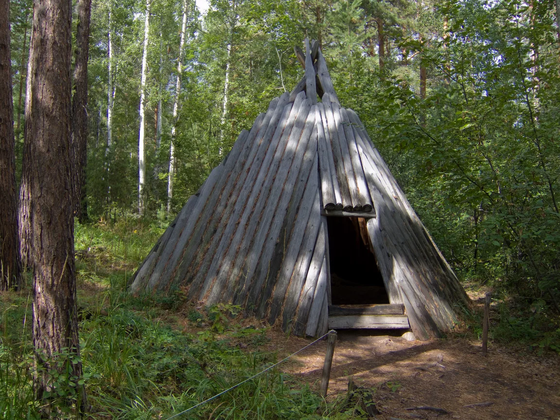 Чум эвенков. Фото: traditio.wiki