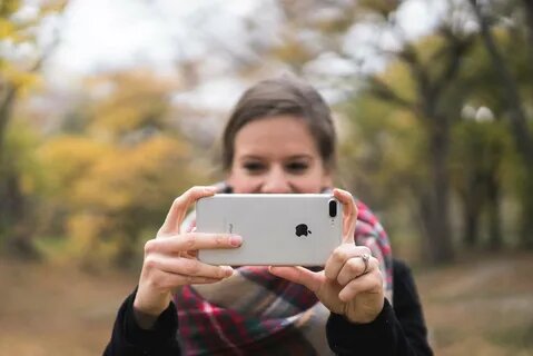 Привычка снимать все вокруг на телефон, а потом еще и пересылать всем друзьям и знакомым не всегда доводит до добра