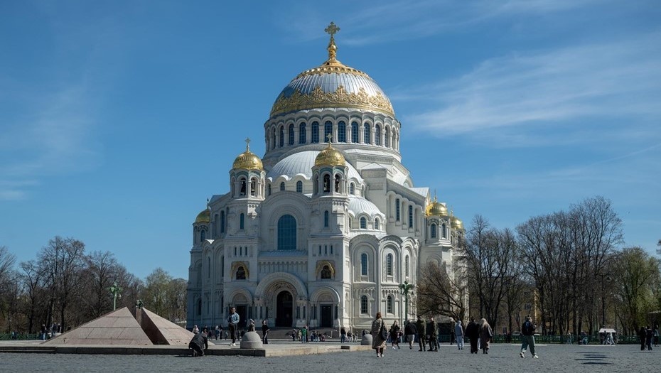    В Кронштадте перекрывали Макаровскую улицу и "Остров фортов" на время угрозы БПЛА Автор фото: Фролов Мартьян / "ДП"